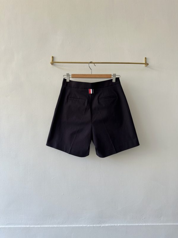 S__83607582_0 三色壓線短褲