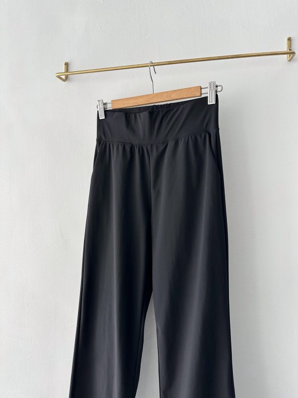 S__85024880_0 冰涼 寬版直筒彈力褲