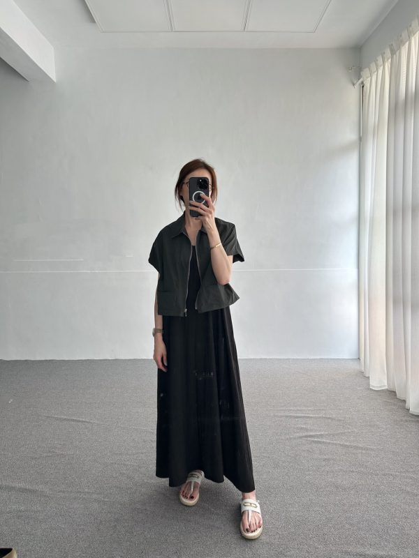 S__85024982_0 肩帶式V領口袋洋裝
