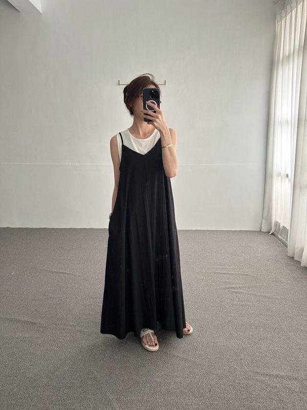 S__85057550_0 肩帶式V領口袋洋裝