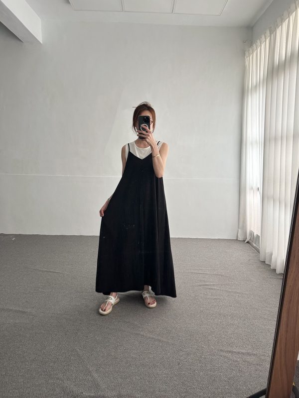 S__85057551_0 肩帶式V領口袋洋裝