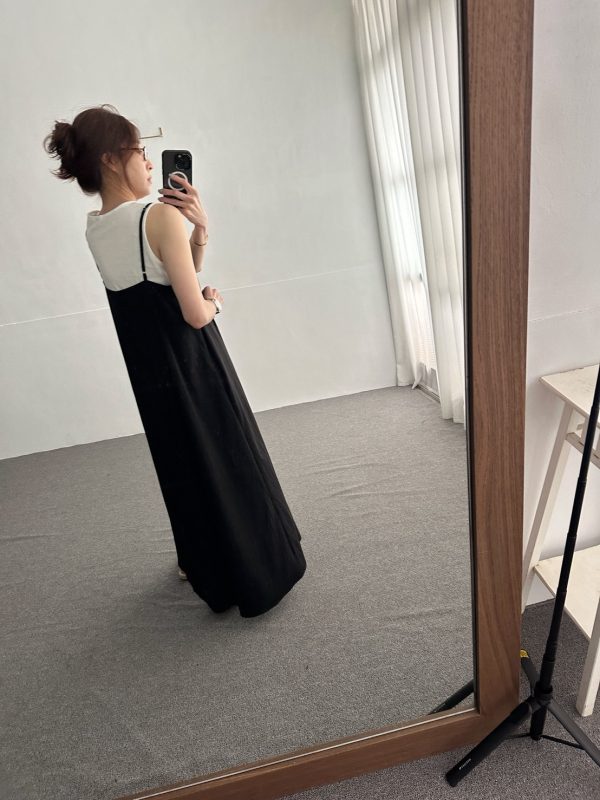 S__85057553_0 肩帶式V領口袋洋裝