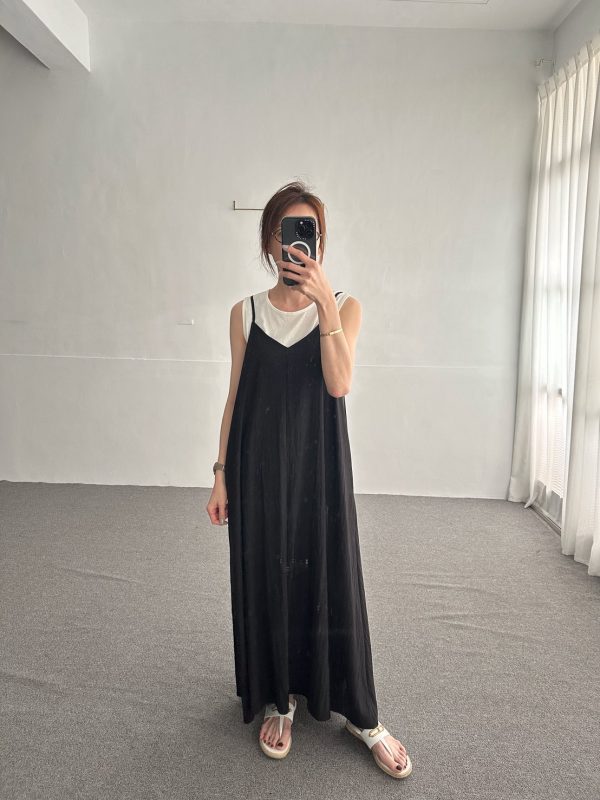 S__85057555_0 肩帶式V領口袋洋裝